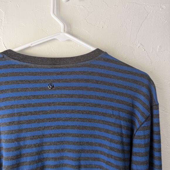 Lululemon Shirt Mens Large Striped Long Sleeve Lightweight Pullover Athletic Top - Picture 7 of 7